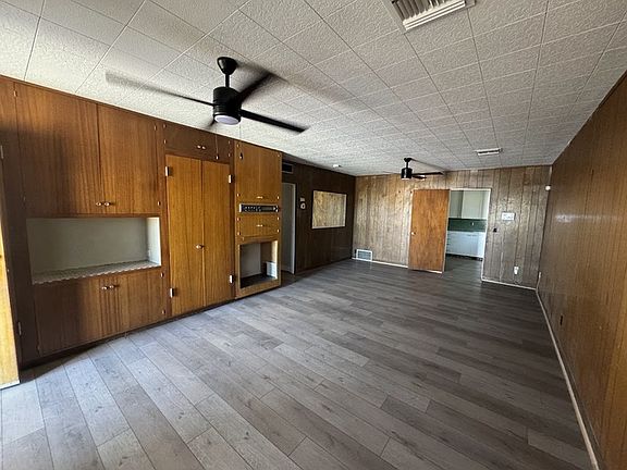 3rd image of 2845 W Palm Ln