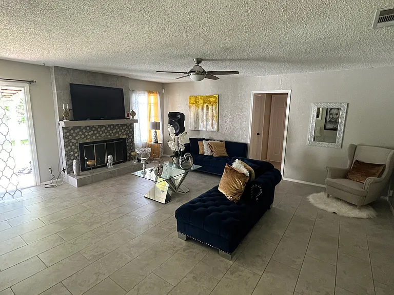 801 Cactus Dr — Photo 14