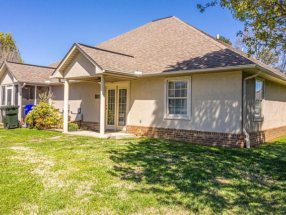 2nd image of 436 Lochmere Dr #436