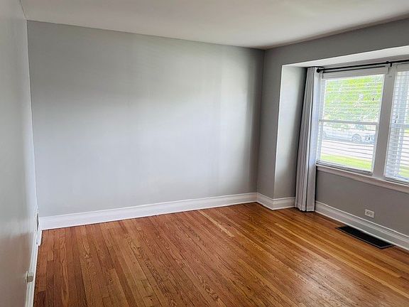4th image of 10551 S Kedzie Ave