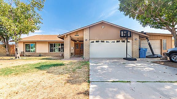 1st image of 3207 W Evans Dr