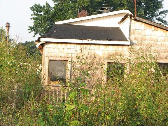 3rd image of 5948 S County Road 815 E