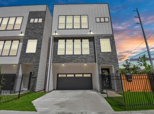 2401 Chapman St, Houston, TX 77009