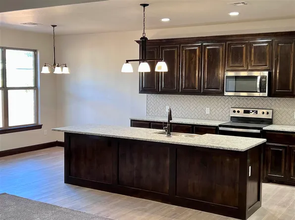 603 W South Dr, Fletcher, OK 73541