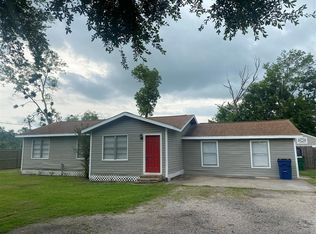 1216 Gifford Rd, Angleton, TX 77515