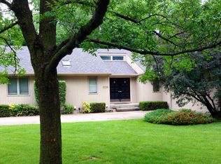 2238 Deer Trail Rd, Muscatine, IA 52761