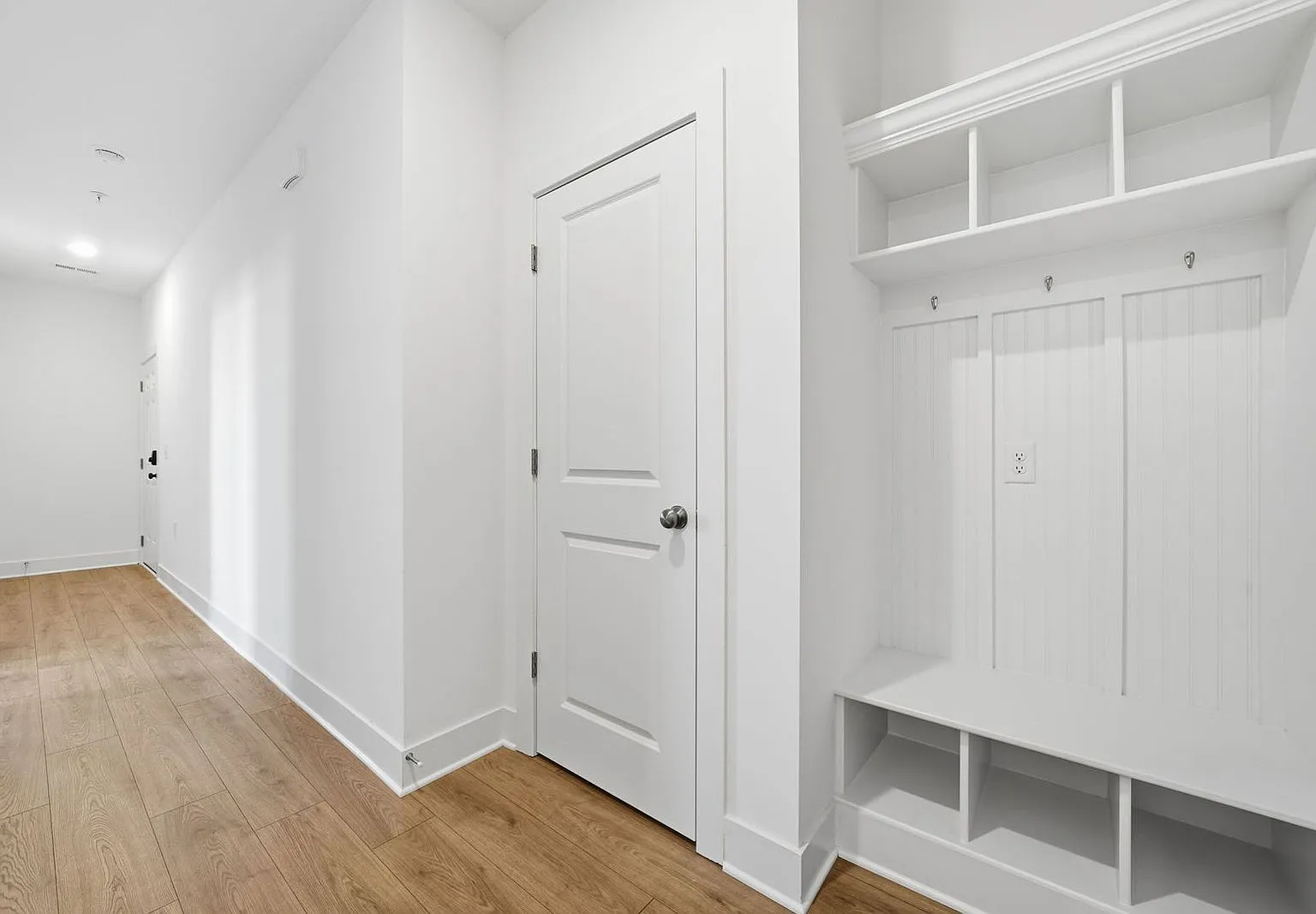 2 bed, 2.5 bath, 1563 sqft, $2,375 — Photo 4