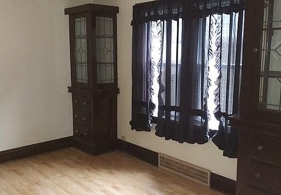 5th image of 3476 W 91st St