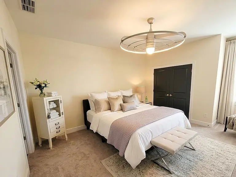 4580 Carriage Walk Ln — Photo 7