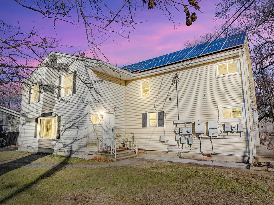 96 Martins Ln #2