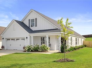 2219 Lakeview Dr, Opelika, AL 36801