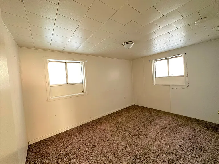 813 E Center St #A — Photo 14