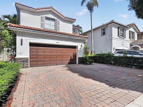 3rd image of 4422 NW 112th Ct