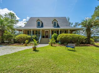8727 Middleton Point Ln, Edisto Island, SC 29438
