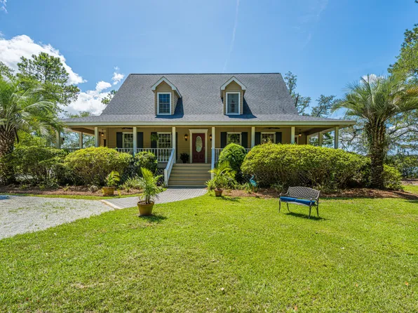 8727 Middleton Point Ln, Edisto Island, SC 29438
