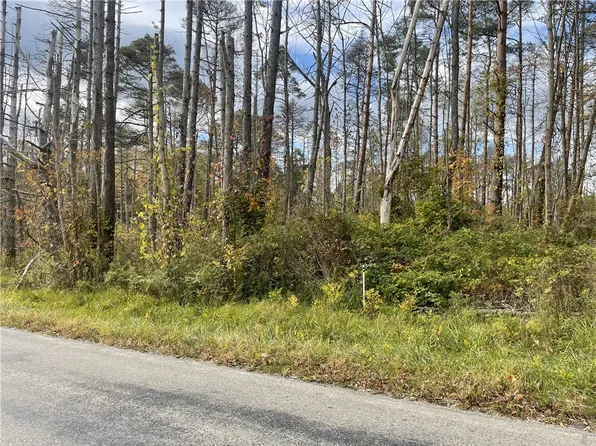 Gibson Hill Rd #12, Edinboro, PA 16412