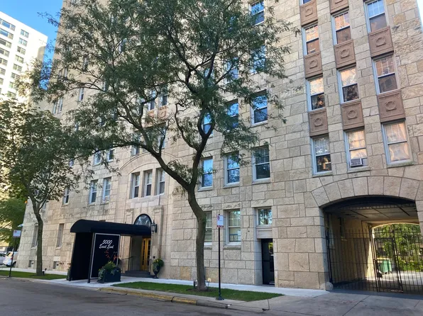 5000 S East End Ave APT 4D, Chicago, IL 60615