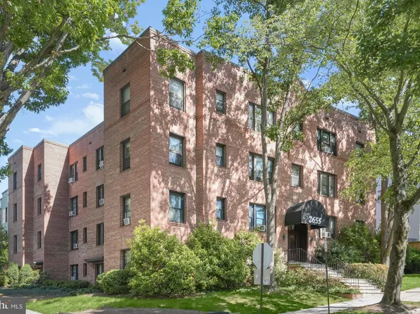 2655 41st St NW APT 102, Washington, DC 20007