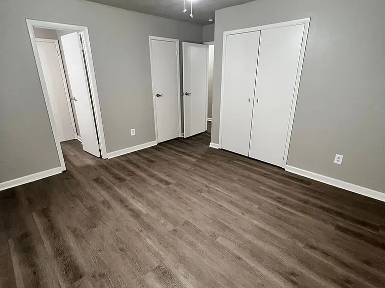 6408 NW Oak Ave — Photo 14
