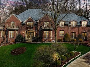 103 Sugarwood Dr, Venetia, PA 15367