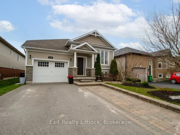 2679 Foxmeadow Rd, Peterborough, ON K9L 0A8