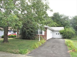 30 Mariner Pl, Brick, NJ 08723