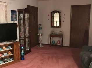 601 Crestview Dr, Traer, IA 50675