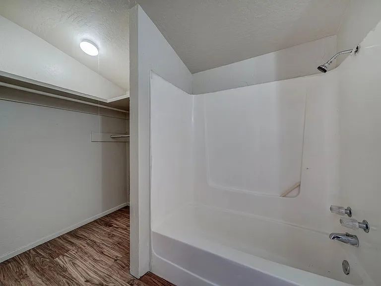 9316 E Balsam Ave #14 — Photo 5