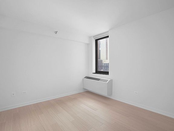 5th image of 75 W End Ave APT P15a