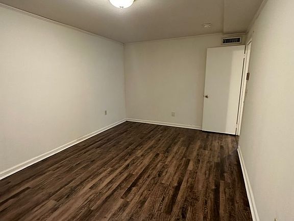 3rd image of 748 Berkeley Dr #64d31c07e