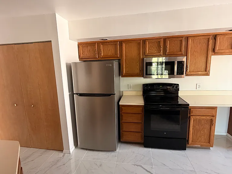 3407 Oak Alley Ct #405 — Photo 11