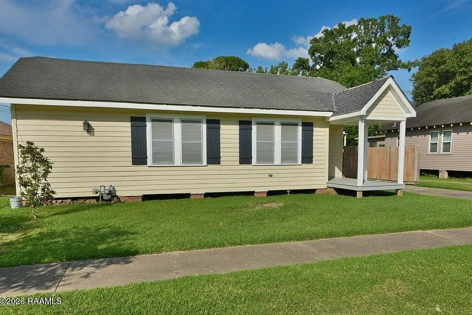 524 Cedar Crest Ct