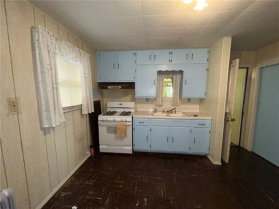 5th image of 5110 Locust Ave