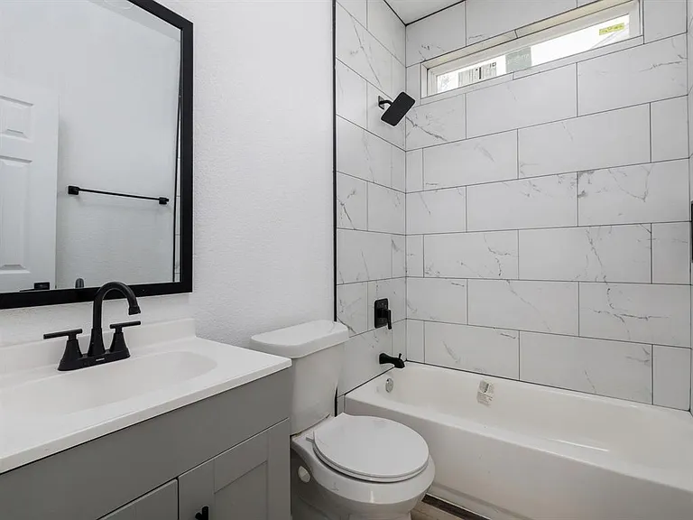2308 Santa Maria St — Photo 13