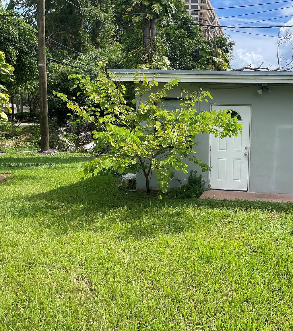 Vista Biscayne — Photo 1