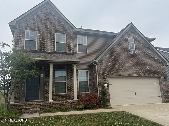 2nd image of 2584 Blackberry Ridge Blvd