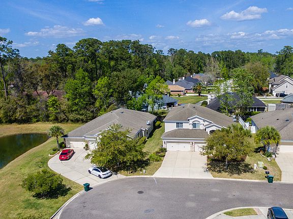 4th image of 8211 Hedgewood Dr