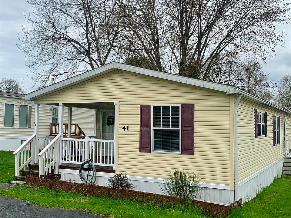 Exterior Image-0-Skyline 101 Oxford Village