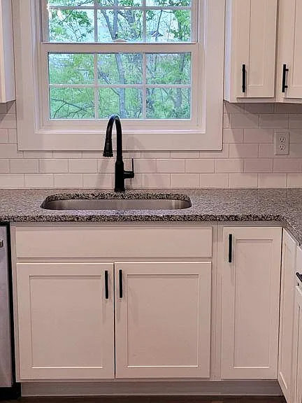 6032 Arbor Woods Way — Photo 8