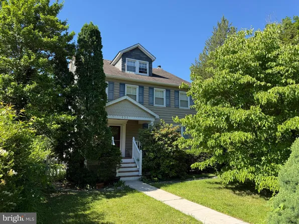 923 Arran Rd, Baltimore, MD 21239