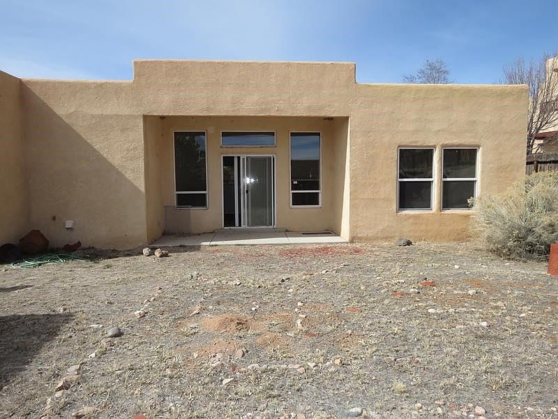 2nd image of 6711 Camino Rojo