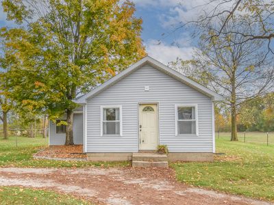 51395 Shorts Rd, Leonidas, MI, 49066