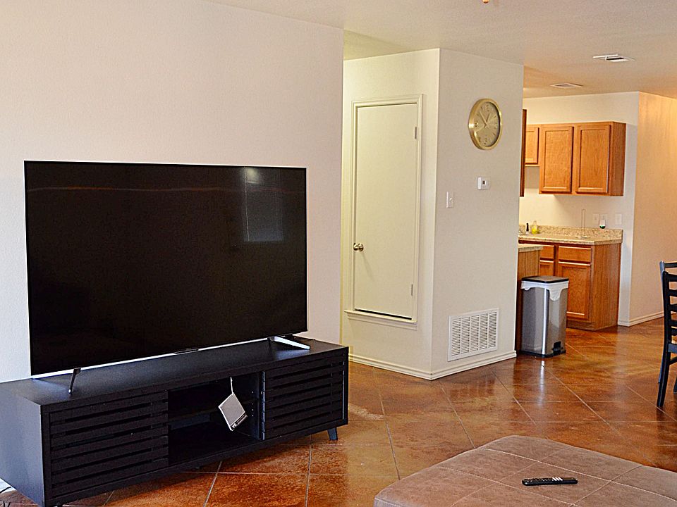 1st image of 6500 Temora Loop APT A
