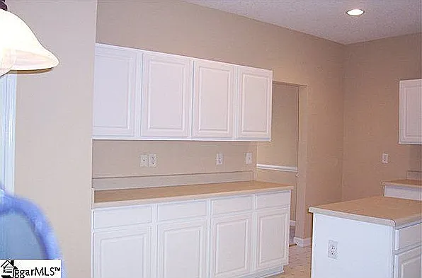117 Shelby Ct — Photo 4