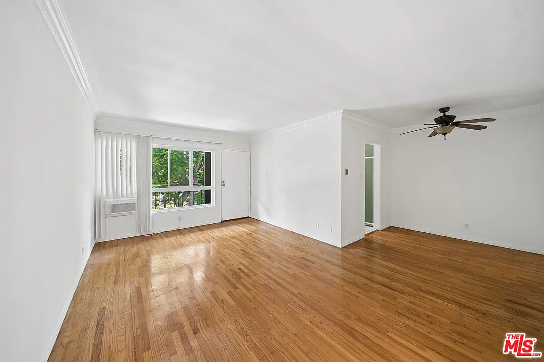 1 bed, 1.0 bath, 700 sqft, $2,100 — Photo 4