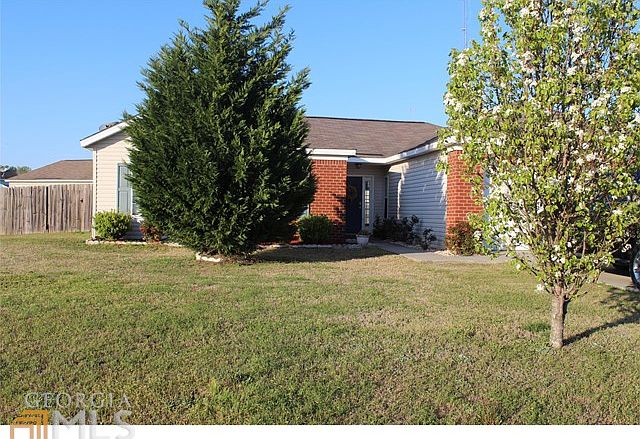 1st image of 7059 White Pine Ave