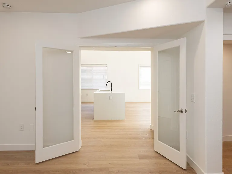 1501 India St #604 — Photo 11