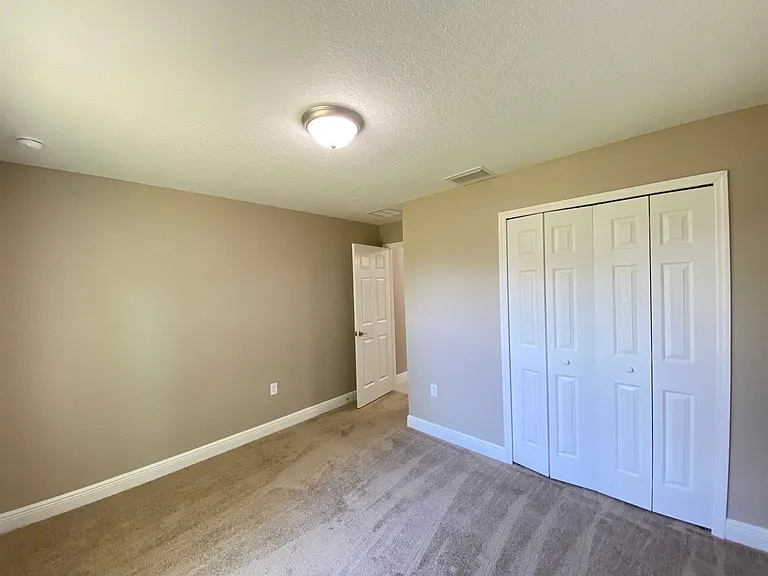 10121 SE 67th Ter — Photo 35