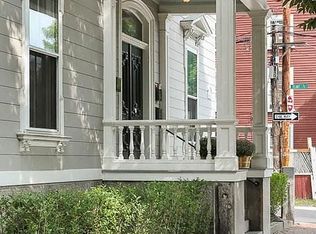 386 Essex St APT 5, Salem, MA 01970