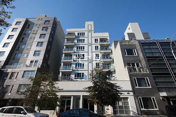 Rented by Brick&Mortar | media 17